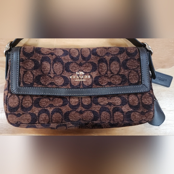 Coach Etta Small Flap In Signature Chenille - Picture 3 of 16